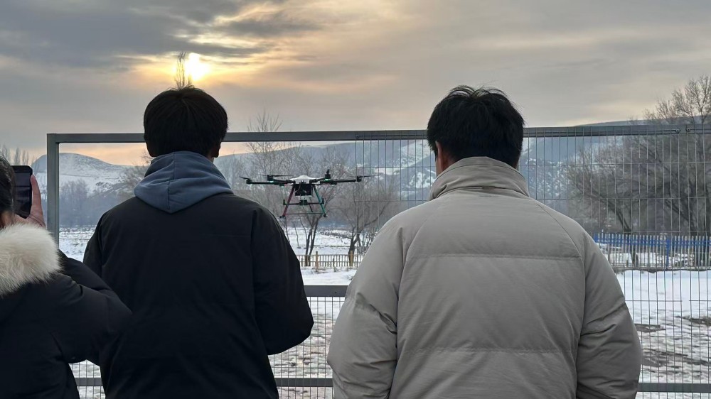 保华润天航空新疆无人机培训:地域条件与教学安排